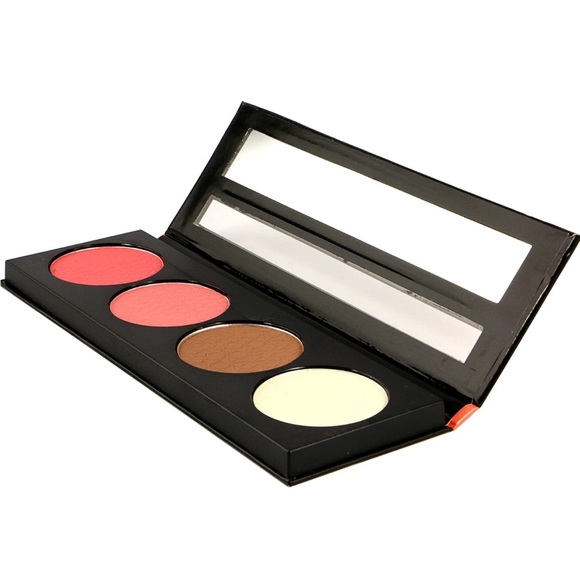 L.A. Girl Glow Beauty Brick Blush Collection Blush, bronze and highlighter - Picture 3 of 9
